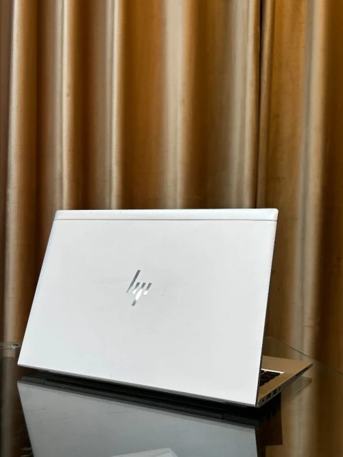 HP ELITEBOOK 840 G8 i5-1135G7 8GB 256GB ÉCRAN 14"FHD 