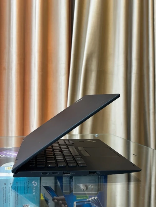 LENOVO X1 YOGA i5-7300U 8GB 256GB SSD ÉCRAN 14" FHD TACTILE 360 