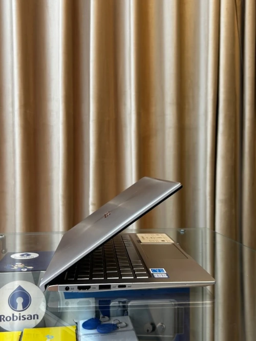 ASUS ZENBOOK UX333 i5-8265U 8GB 256GB ÉCRAN 13" FHD