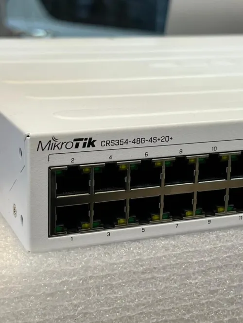 SWITCH 48 PORTS MikroTik CRS354