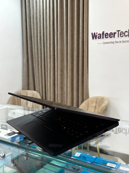 LENOVO THINKPAD E14 ULTRA 5 32GB  512GB SSD Écran 14" FHD