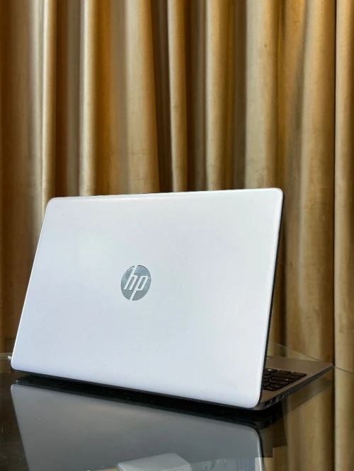 HP 250 G8 i3-1115G4 8GB 256GB 15"FHD 