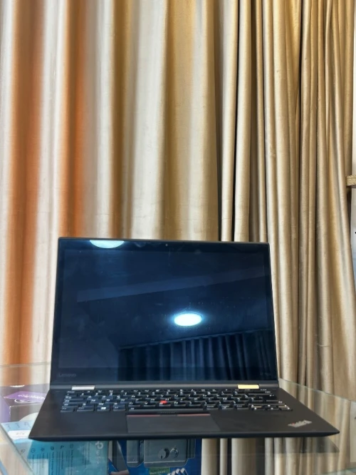 LENOVO X1 YOGA i5-7300U 8GB 256GB SSD ÉCRAN 14" FHD TACTILE 360 