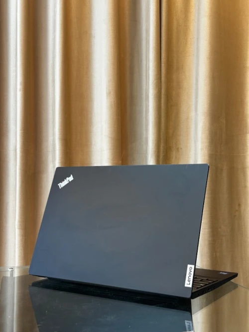 LENOVO THINKPAD E15 i7-1165G7 16GB 512GB ÉCRAN 15"FHD 