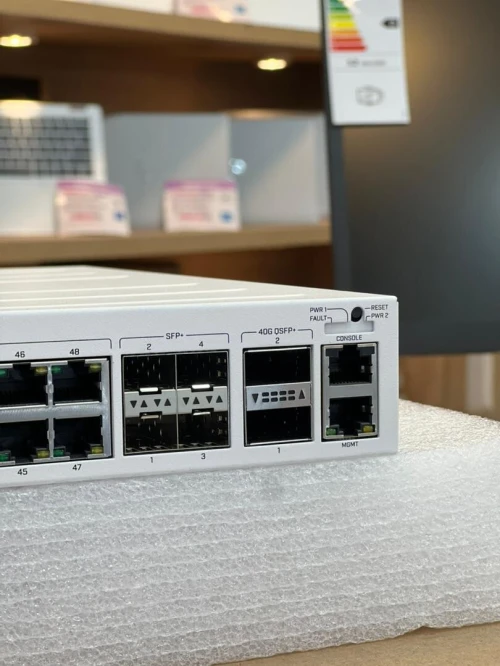SWITCH 48 PORTS MikroTik CRS354