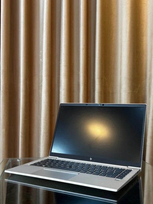 HP ELITEBOOK 840 G6 i7-8565U 16GB 512GB ÉCRAN 14FHD