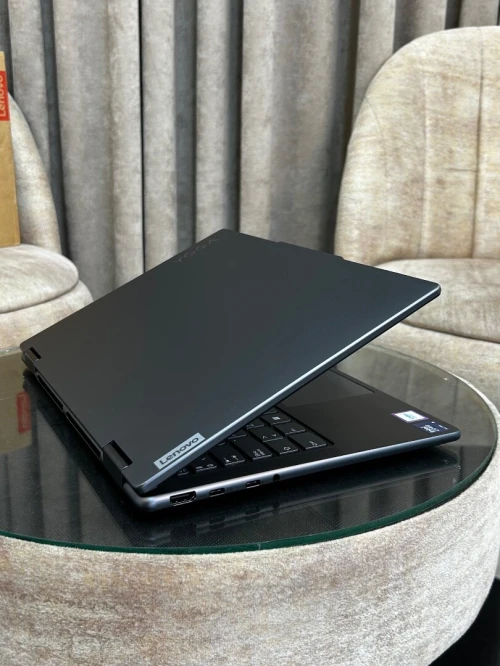 lenovo yoga 7 ultra 5 125U 16GB 512GB Écran14" 2K TACTILE *360