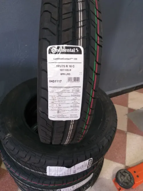 4 pneu Continental 195/75/16 C