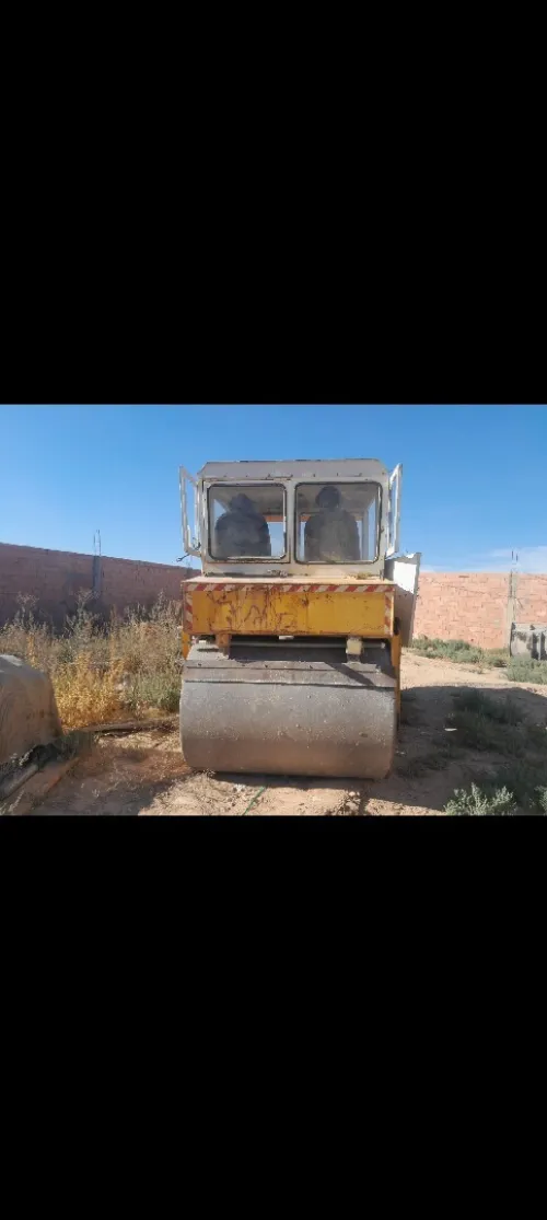 Compacteur cylender bomag Compacteur cylender bomag 1985