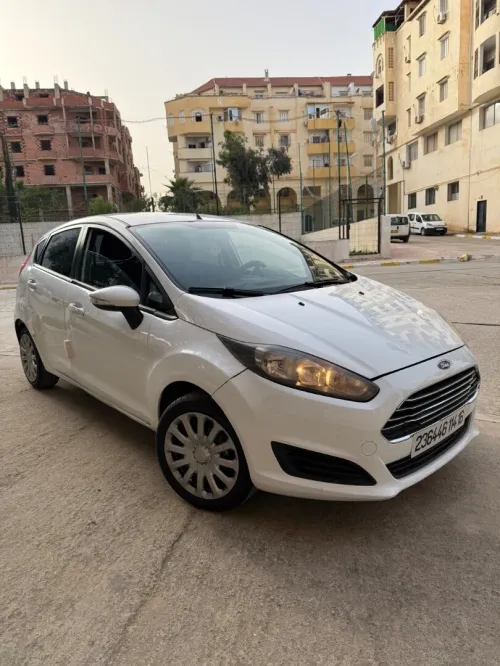 Ford Fiesta 2014 Trend Look