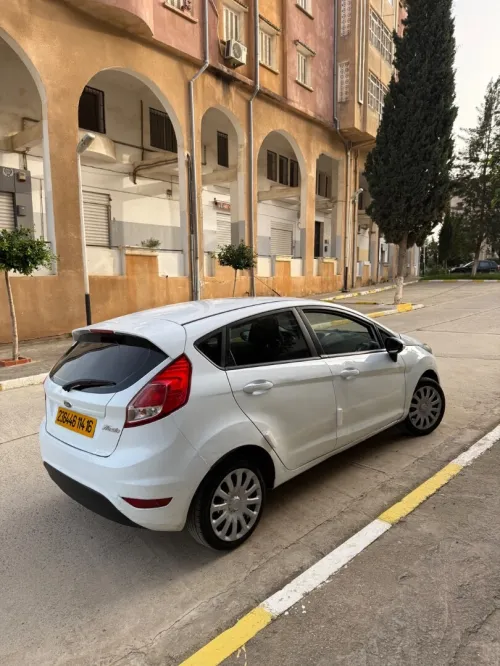 Ford Fiesta 2014 Trend Look