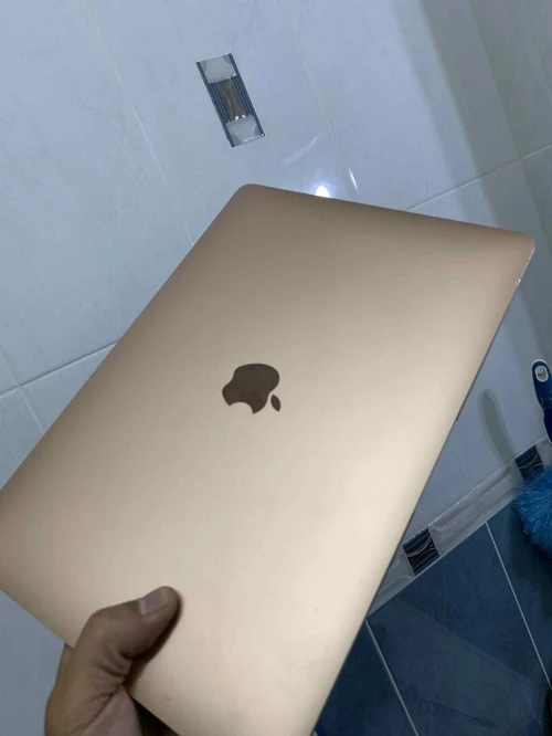 MacBook Air M1 2020 08RAM 256SSD