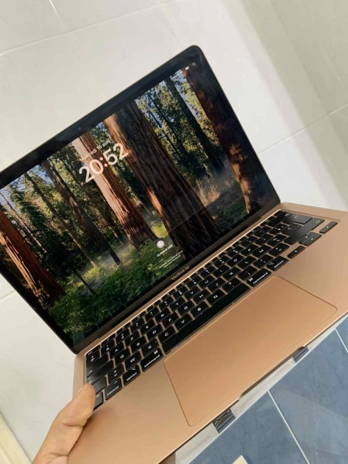 MacBook Air M1 2020 08RAM 256SSD