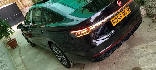 Volkswagen Passat 2025 PRO