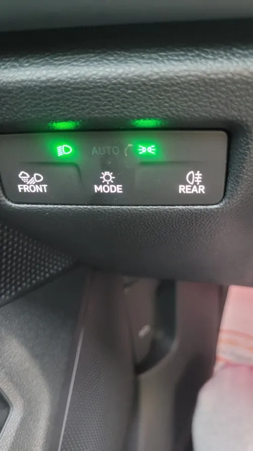 Volkswagen Passat 2025 PRO