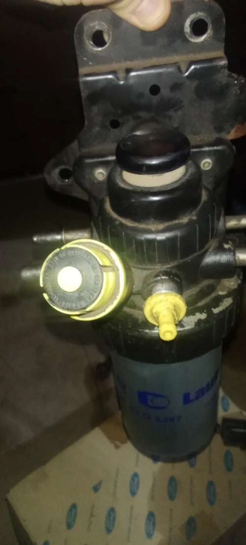 Porte filtre a gasoil 