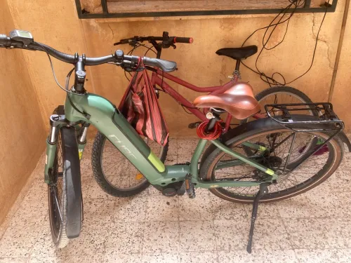 Vélo électrique cube Touring 