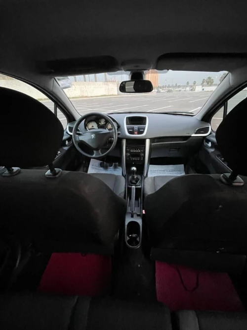 Peugeot 207 2012 Fennec