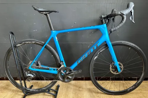 Giant TCR advanced pro 1 carbone Taille 56