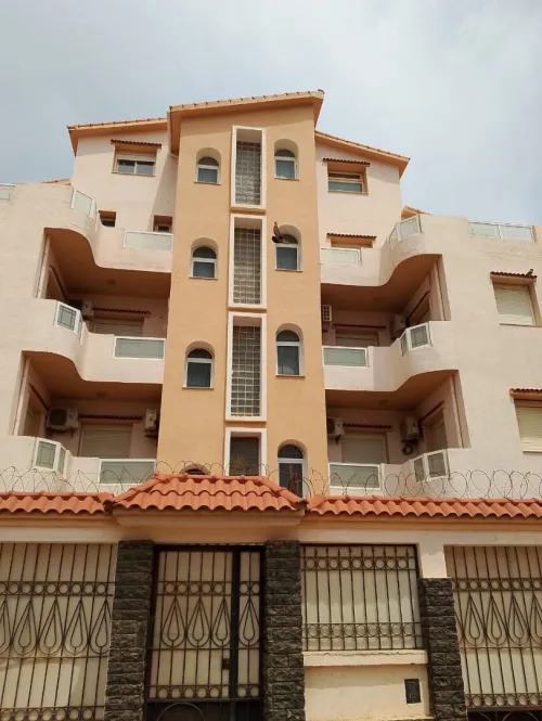 Vente Appartement F6 Alger Bordj el kiffan