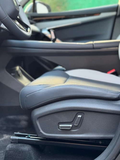 Geely Starray 2026 