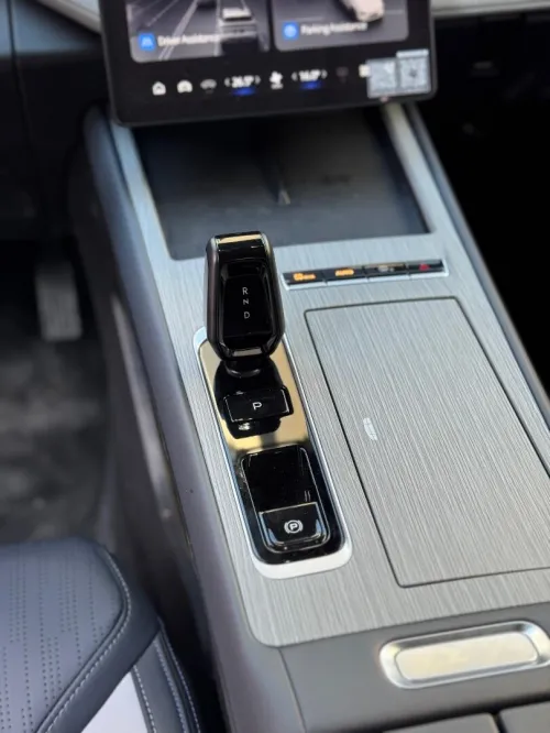 Geely Starray 2026 