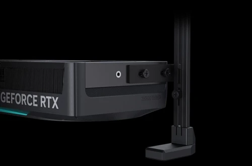 GIGABYTE RTX 5070 Ti EAGLE OC SFF 16G