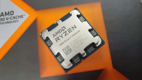 AMD Ryzen 7 7800X3D in BOX