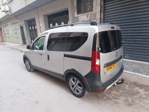 Renault Kangoo 2024 