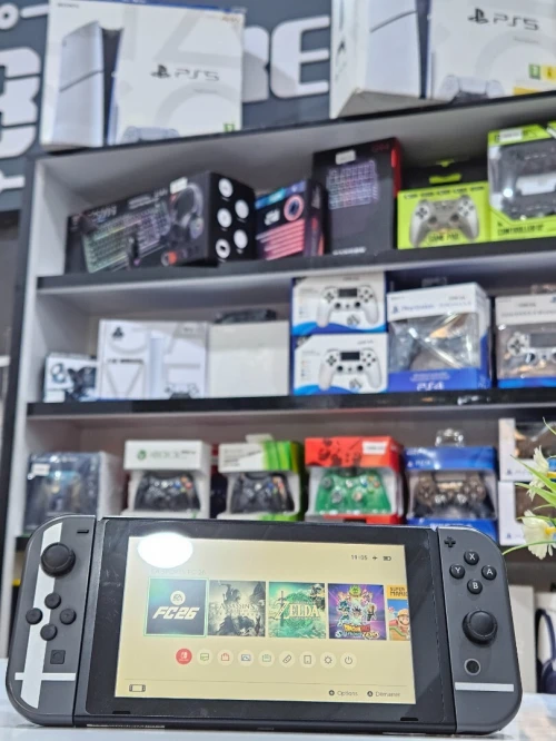 Nintendo Switch V2 Flaché édition limitée Super Smash Bros. Ultimate