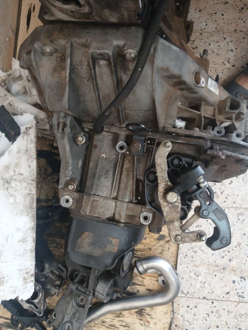 Moteur 1.5 dci 100ch demarreur avant