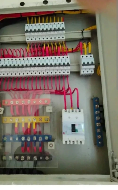 Électriciens général