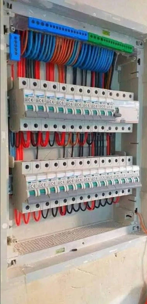 Électriciens général