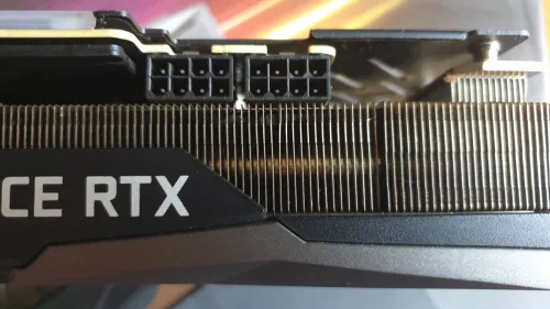RTX 3060 12 GB Msi Gaming Z trio Box