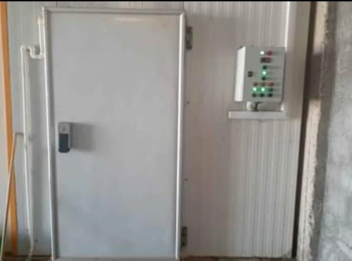 VENTE CHAMBRES FROIDES              بيع غرف التبريد
