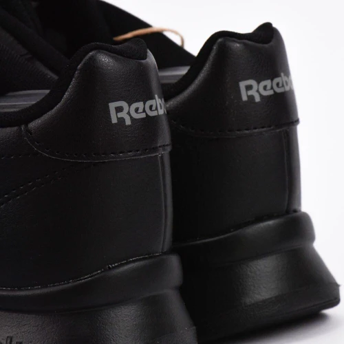 basket REEBOK اصلية / اناقة و راحة في اللبس