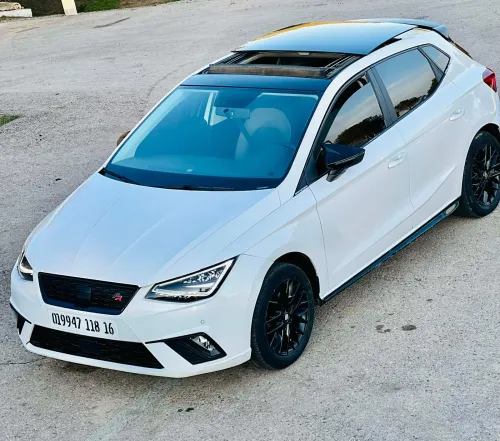 Seat Ibiza 2018 HIGH