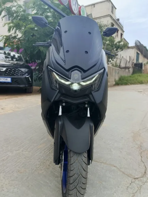 YAMAHA Nmax 2025