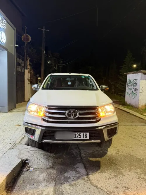 Toyota HILUX 2025 