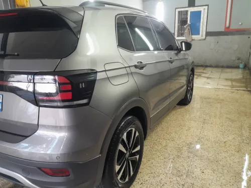 Volkswagen T-Cross 2021 Move
