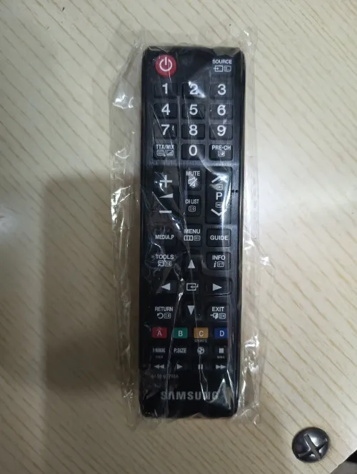  télécommande Samsung original et copie