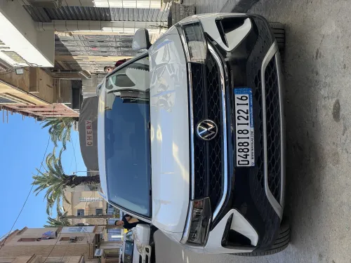 Volkswagen Taos 2022 SE Black 