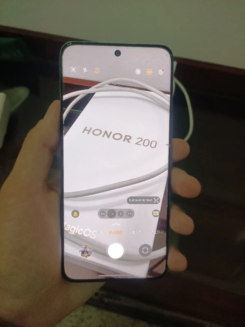 Honor 200