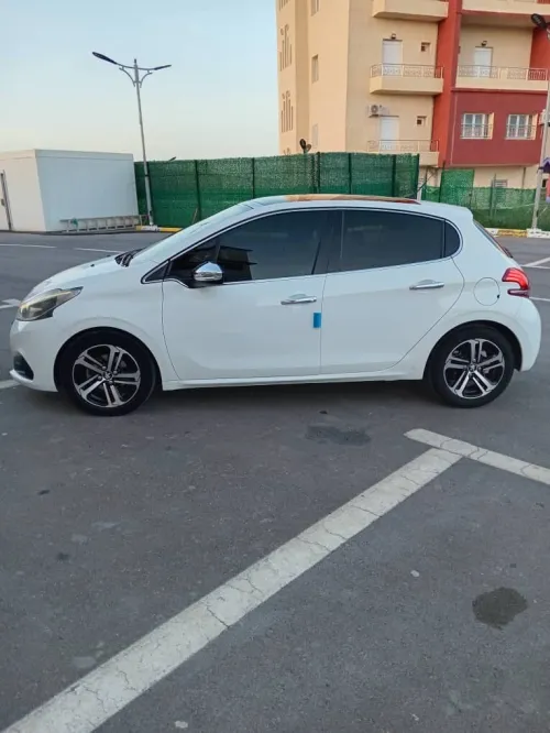 Peugeot 208 2019 Access Facelift