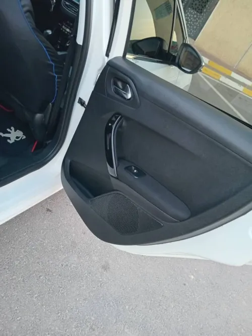 Peugeot 208 2019 Access Facelift