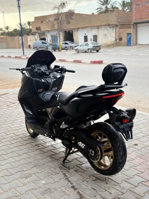 Yamaha Tmax 562 2022
