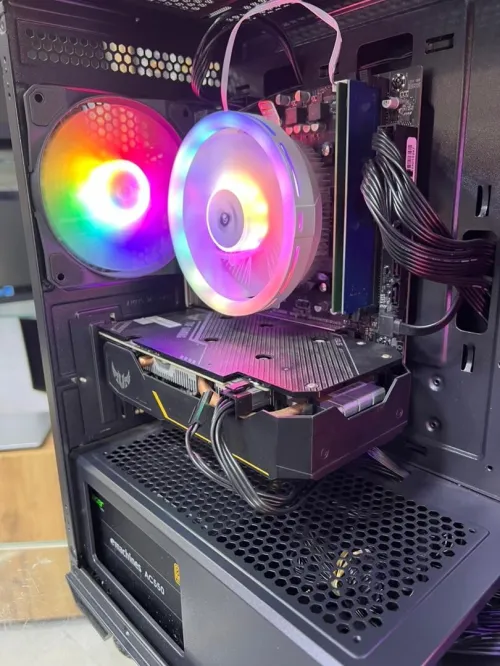 CONFIGUE RYZEN 5 3500X GTX 1650 4G X2