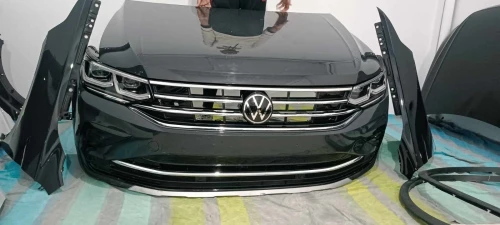 Masque avant tiguan gris dauphin 2020-2023