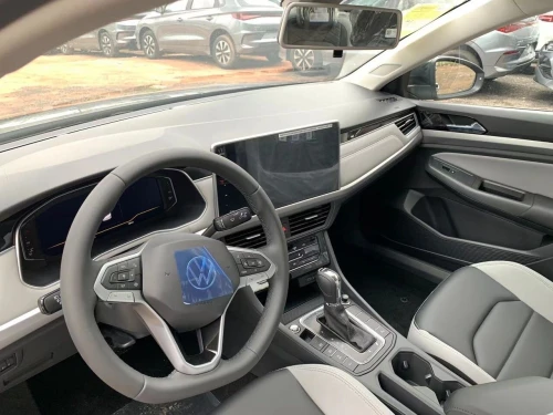 Volkswagen Bora 2025 300 tsi