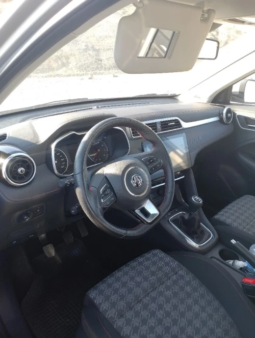 MG ZS 2022 Toue options